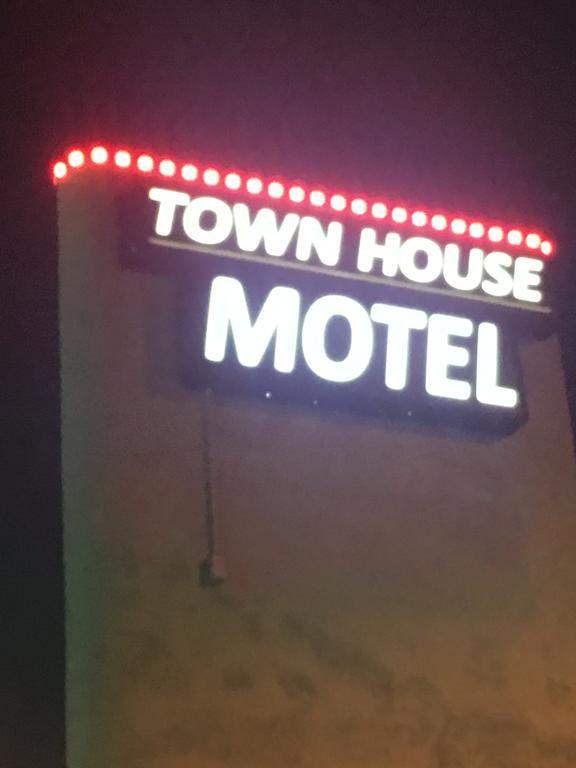 Motel Town House 3*