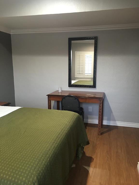 Motel Town House